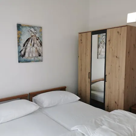 Nicole Holiday home